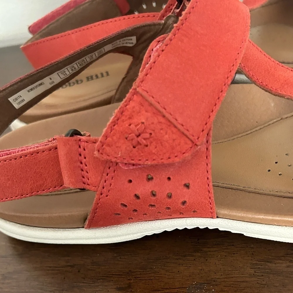 Cobb Hill  orange Sandals